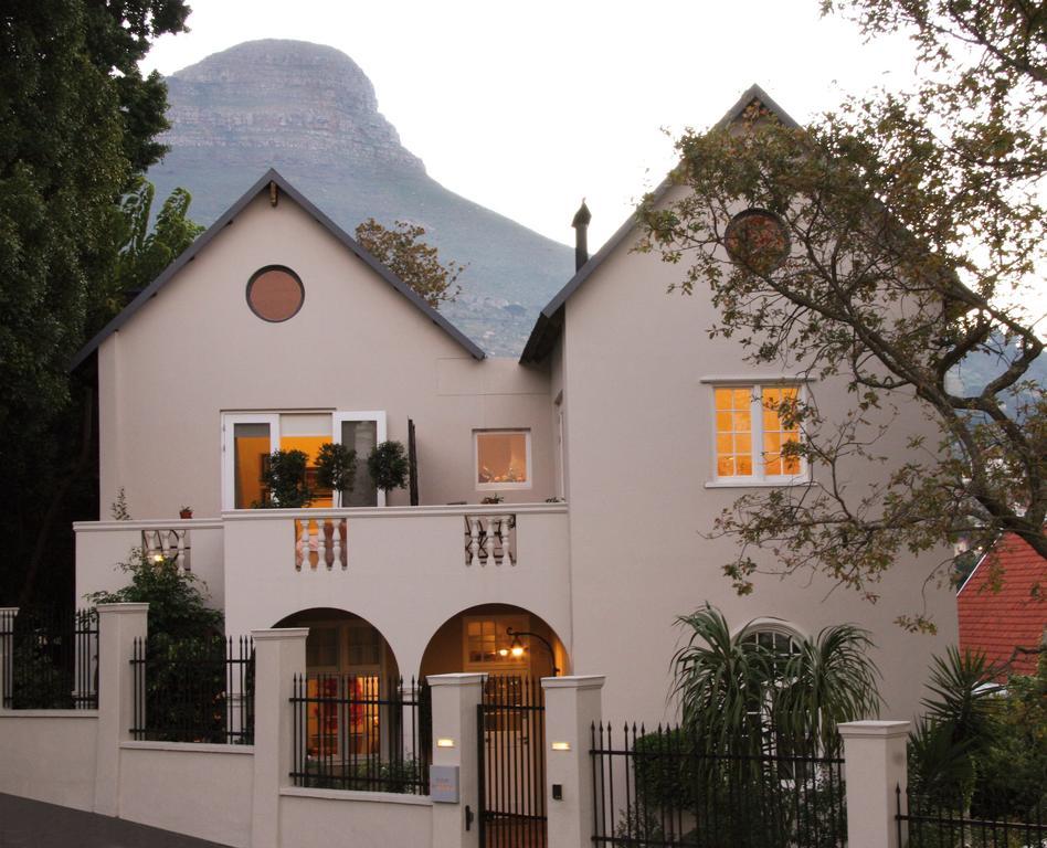 Four Rosmead Boutique Guesthouse Kapstadt Exterior foto